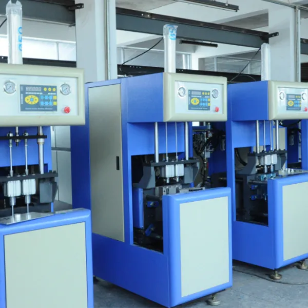 Polu auto plastični PP boca puhanjem stroj